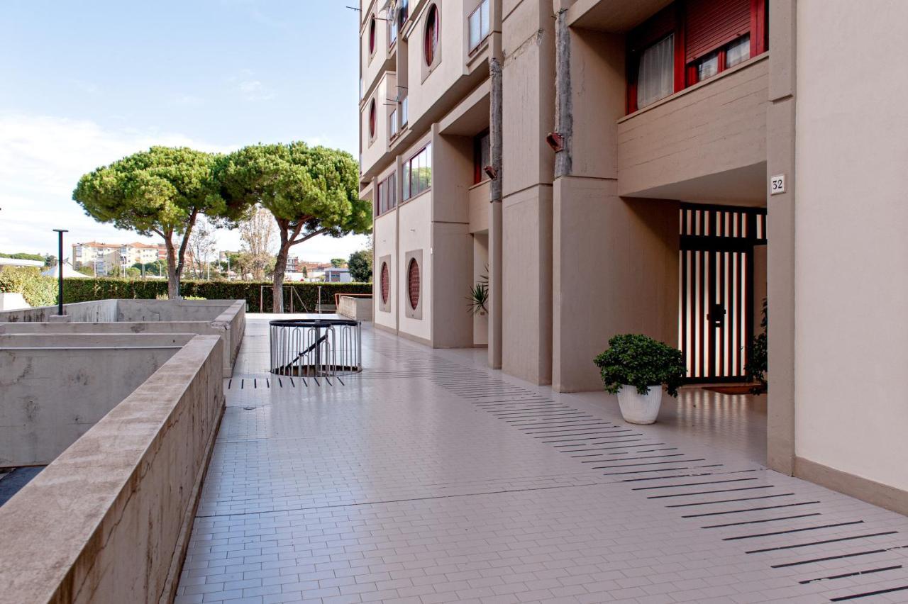 Casina Di Liliana Apartment ลีวอร์โน ภายนอก รูปภาพ